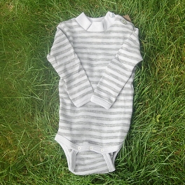 Turtle-neck Baby-body in Merino Wool