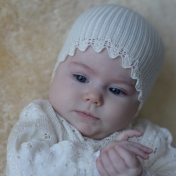 Ribbed Hat with Lacy Finish in Wool and Silk