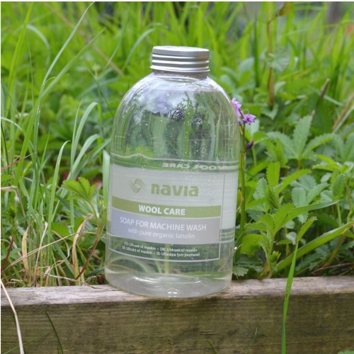 Soap for Machine Washing Woollens with Pure Organic Lanolin Soap for Machine Washing Woollens with Pure Organic Lanolin