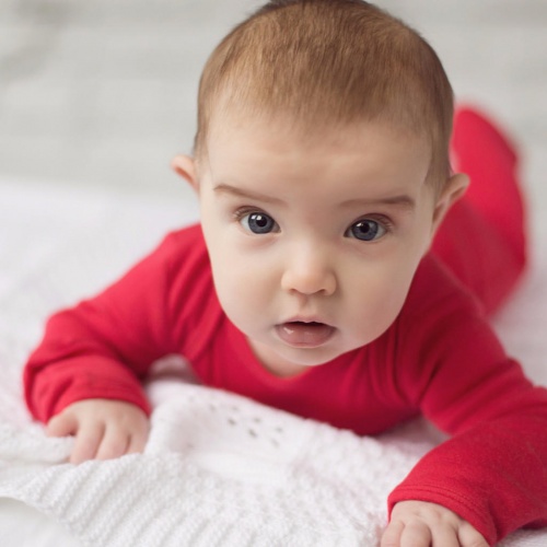 Baby Base-Layer or Pyjamas in Pure Merino Wool Baby Base-Layer or Pyjamas in Pure Merino Wool