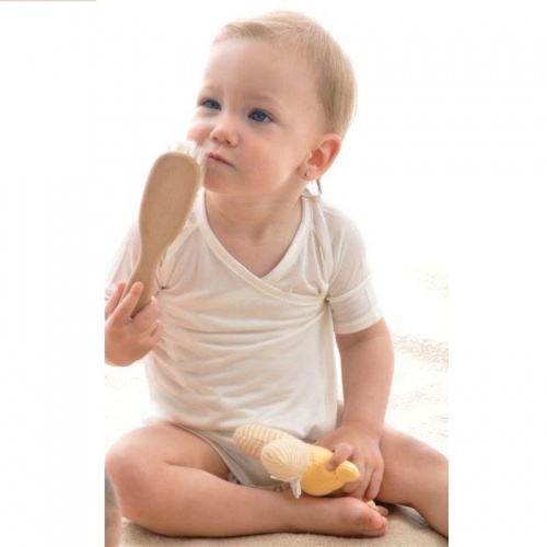 Short-Sleeved Wraparound Baby-Body in Organic Filament Silk Short-Sleeved Wraparound Baby-Body in Organic Filament Silk