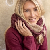 Loop Scarf in Knitted Organic Merino Wool