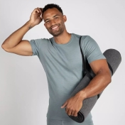 Men's Short-Sleeved Tee in Merino Wool and Silk