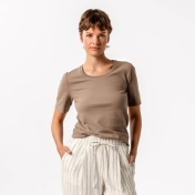 Women's Tabera T-Shirt in 100% Organic Cotton