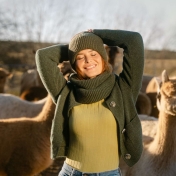 Women's Sheffield Loop Scarf in Wool