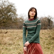 Women\'s Semi Hand Knitted Raglan Jumper in Baby Alpaca