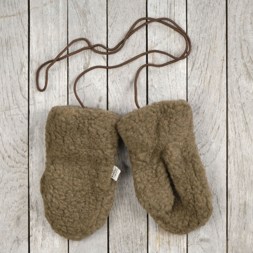 Children's Mittens in Fluffy Wool
