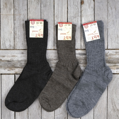 Adult's Medium-Thick Wool Socks