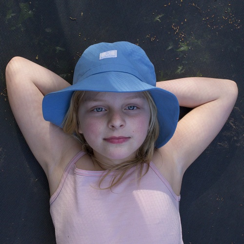 Wide Brim Bucket Hat in Organic Cotton (Cala)